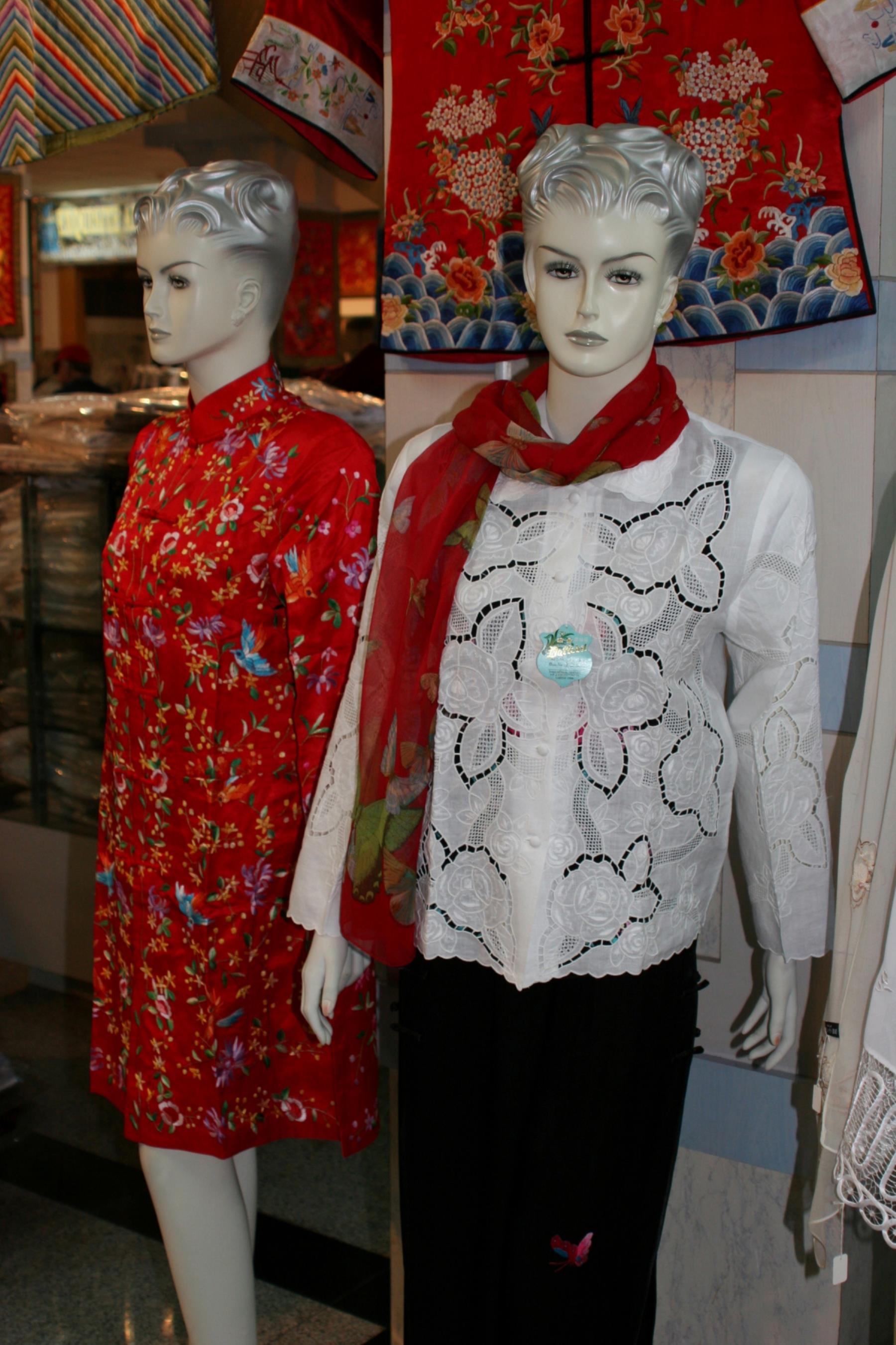Chinese women's clothing